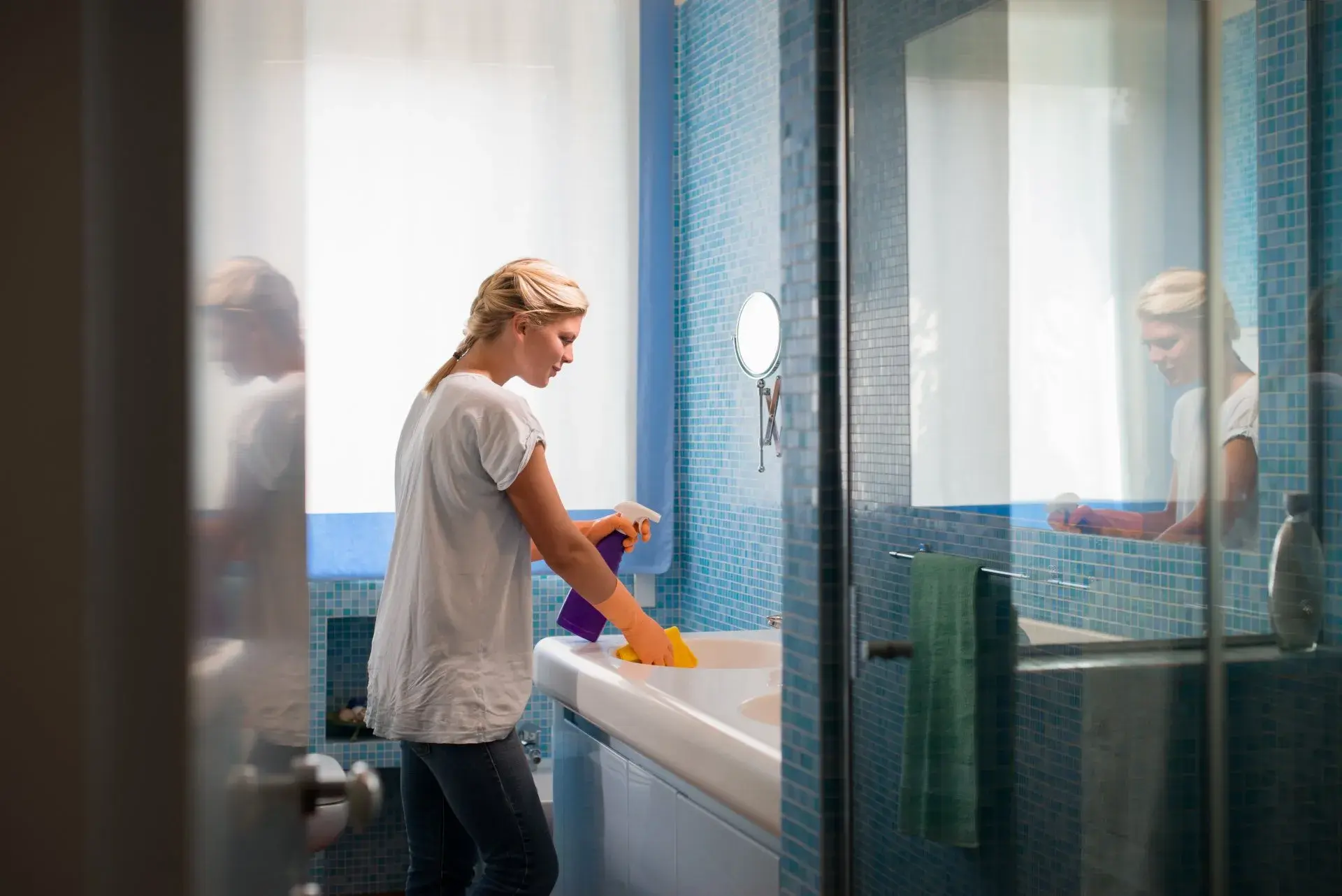 a clean bathroom
